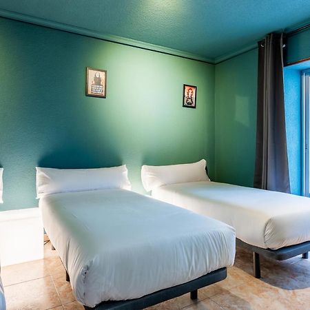 Ideal Hostel Madrid Eksteriør bilde