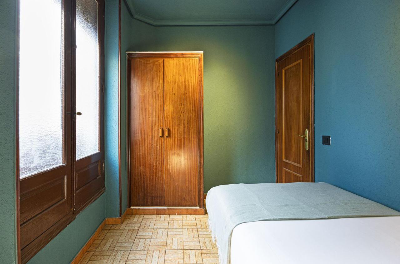 Ideal Hostel Madrid Eksteriør bilde