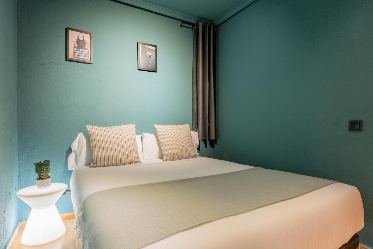 Ideal Hostel Madrid Eksteriør bilde