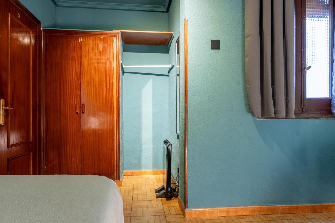 Ideal Hostel Madrid Eksteriør bilde