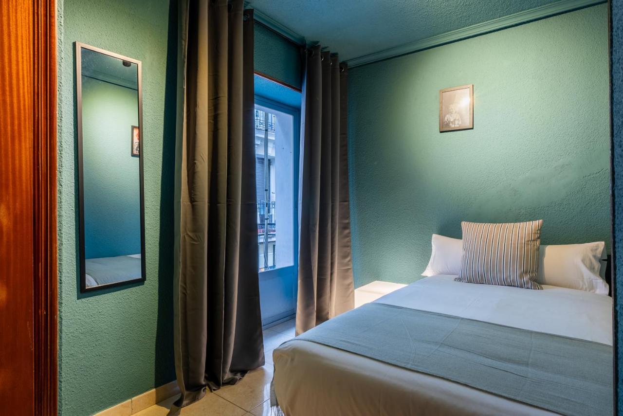 Ideal Hostel Madrid Eksteriør bilde